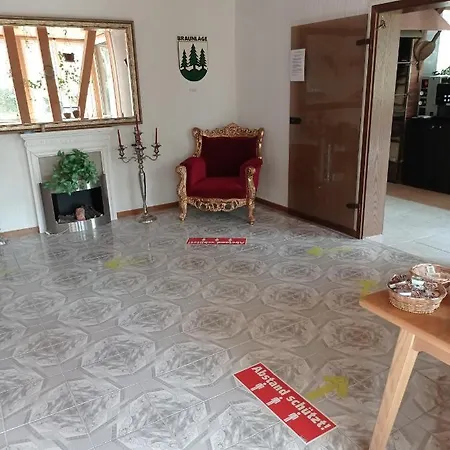 Sonnenberg Schloesschen Браунлаге