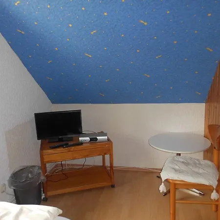 Sonnenberg Schloesschen 3*